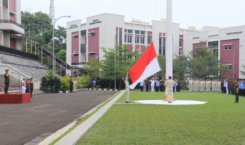 Universitas Pertahanan Laksanakan Upacara Memperingati Hari Kartini tahun 2017