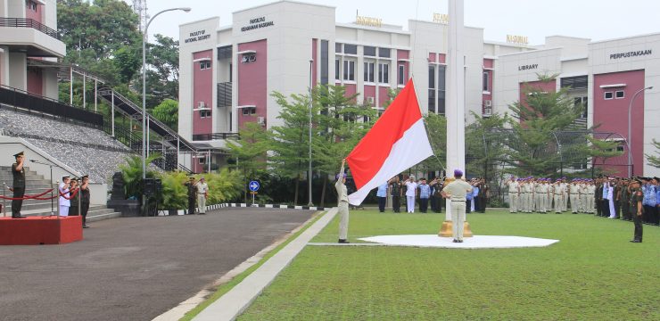 Universitas Pertahanan Laksanakan Upacara Memperingati Hari Kartini tahun 2017