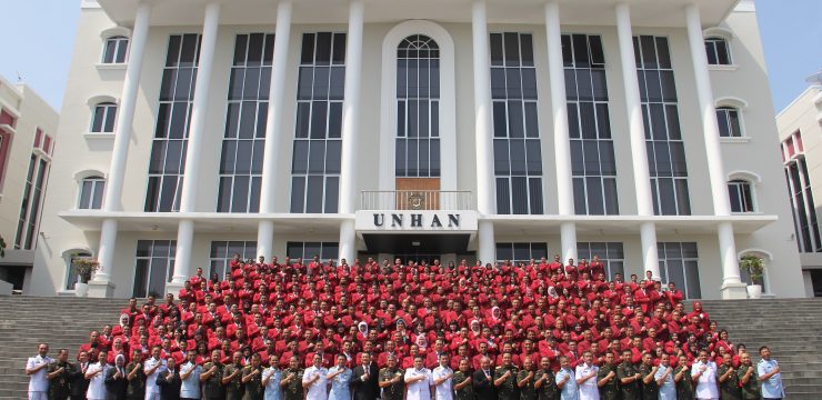 REKTOR UNHAN TUTUP PENDIDIKAN TA 2015/2016