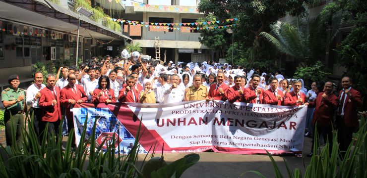 Unhan Laksanakan Program Unhan Mengajar di SMAN 1 Bogor