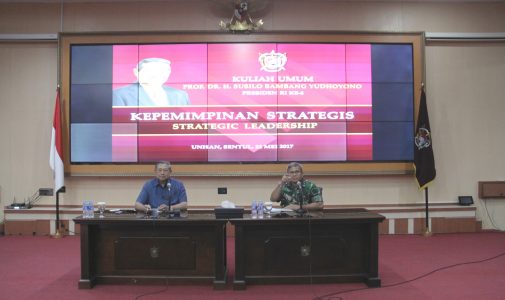 Prof. Dr. H. Susilo Bambang Yudhoyono Presiden RI ke-6 berikan Kuliah Umum di Unhan