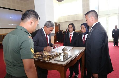 Unhan Laksanakan Pelantikan dan Sumpah Jabatan serta Serah Terima Jabatan Eselon III di Lingkungan Unhan