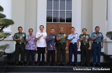 Rektor Unhan Menerima Kunjungan Tamu dari Program ADIK Papua