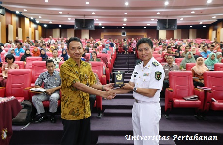 Mahasiswa Unhan Terima Kuliah Umum dari NDU China Profesor Zhao Yi