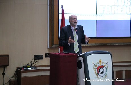 Mahasiswa Unhan Terima Kuliah Umum dari Duta Besar Australia Mr.Paul Grigson