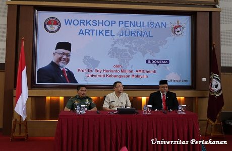 Unhan Selenggarakan Workshop Penulisan Jurnal Ilmiah