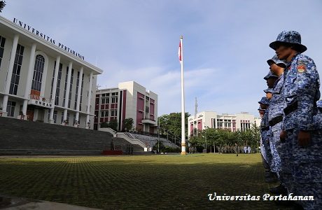 Unhan Laksanakan Upacara Bendera Bulanan