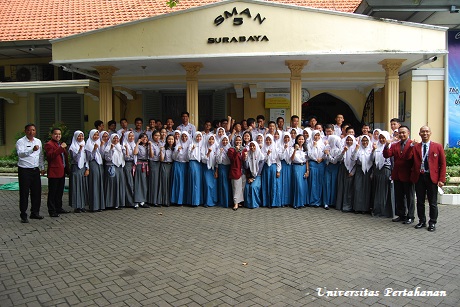 Mahasiswa Fakultas Strategi Pertahanan Unhan Seminar Bersama Universitas Pembangunan Nasional Veteran Jawa Timur