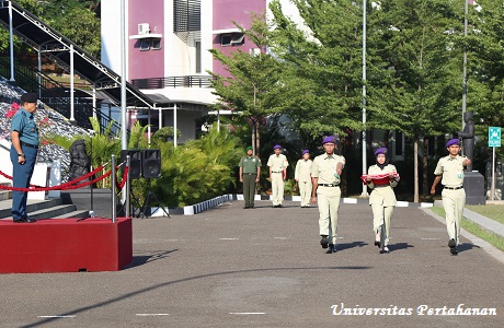 Unhan Selenggarakan Upacara Bendera 17-an rutin bulanan