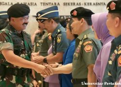 Rektor Unhan Bersama 50 Orang Pati Jajaran TNI  Melaksanakan Laporan Korps Kepada Panglima TNI