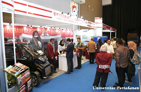 Pameran Universitas Pertahanan di Indodefence 2018 Expo & Forum