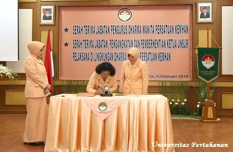 Serah Terima Jabatan Dharma Wanita Persatuan di Lingkungan Kemhan RI