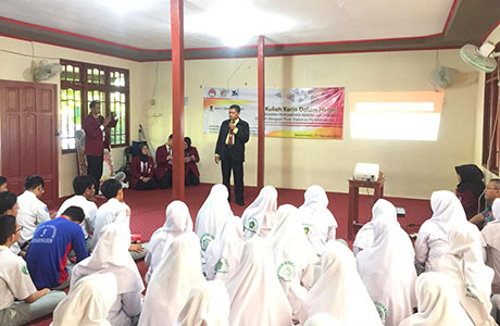 Mahasiswa Prodi Diplomasi Pertahanan Melaksanakan Kegiatan Unhan Mengajar di MAN 3 Banjarmasin, SMAN 2 Banjarmasin dan SMKN 1 Banjarmasin