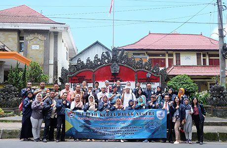 Mahasiswa FKN Unhan Kunjungi Kecamatan Kintamani