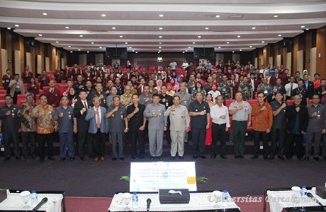 Seminar Hasil KKLN Mahasiswa Unhan  Bahas Pengembangan Defense Technology dalam Perspektif Sinergi Triple Helix