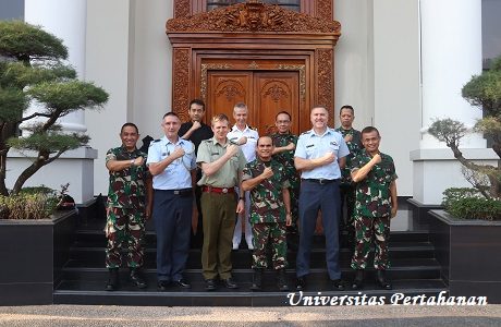 Unhan terima Coutesy Call New Zealand Advance Command and Staff Course (JOINT)
