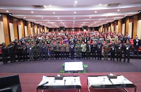 Unhan Gelar Seminar Mewujudkan Industri Pertahanan Yang Mandiri dan Berdaya Saing