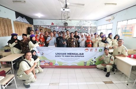 Mahasiswa Fakultas Manajemen Pertahanan (FMP) Study Visit Laksanakan Unhan Mengajar di Balikpapan