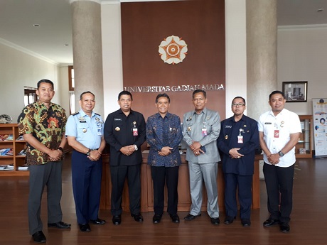 Unhan Laksanakan Study Banding E-Learning and Smart Campus di Universitas Gajah Mada Yogjakarta