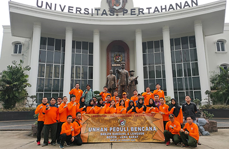 Mahasiswa Unhan Berikan Bantuan Kemanusiaan Bencana Longsor di Kabupaten Bogor