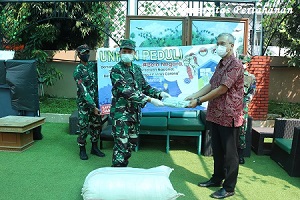 Unhan Berikan Bantuan APD Bagi Petugas Medis Di RSUD Kota Bogor