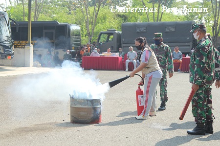 Simulasi Penanganan Kebakaran di Unhan