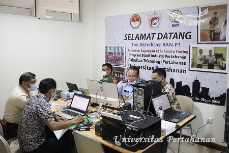 Assesmen Lapangan (AL) Secara Daring Prodi Industri Pertahanan Fakultas Teknologi Pertahanan Unhan Selesai Dilanjutkan Penandatanganan Berita Acara Hasil Visitasi