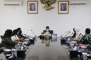 Rektor Unhan berikan Pengarahan bagi Wan TNI dan PNS Wanita Unhan