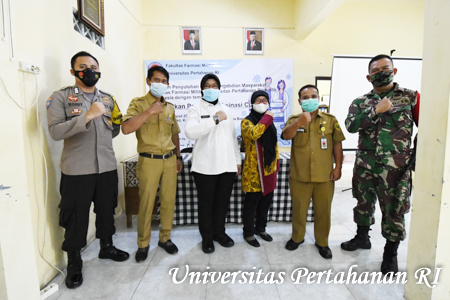 Fakultas Farmasi Militer Unhan RI Laksanakan Kegiatan Penyuluhan Sukseskan Program Vaksinasi Covid-19 kepada Masyarakat di Posyandu Desa Tangkil