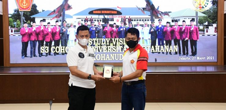 Mahasiswa S3 Program Doktoral Ilmu Pertahanan Unhan RI Study Visit ke Kohanudnas