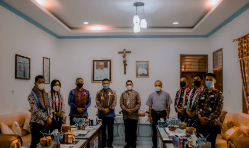 Dekan Fakultas Vokasi Universitas Pertahanan RI Melakukan  Kunjungan Ke Keuskupan Atambua, di Belu Jalin Kerjasama dalam Praktek Lapangan Kadet Mahasiswa Vokasi Unhan RI