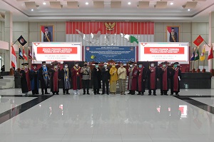 Unhan RI Laksanakan Sidang Terbuka Doktoral Ilmu Pertahanan untuk Promovendus Dr. Taufik Dwicahyono, M.SC