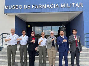 Dekan Fakultas Farmasi Militer Unhan RI mengikuti FIP Academic Institutional Membership (AIM) Global Academic Leaders Forum (Deans Forum) serta Melaksanakan Kunjungan ke Defense Military Pharmacy Center Madrid dan Vrije Universiteit Amsterdam