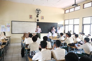 Kadet Mahasiswa Cohort 1 dan Dosen FKM Unhan RI Laksanakan Kegiatan PKM; Bakti Sosial, Pemeriksaan dan Penyuluhan Kesehatan di SMK Tri Dharma 4, wilayah kerja Puskesmas Kedung Badak Kota Bogor