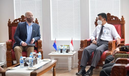 Rektor Unhan RI Menerima Kunjungan Counsellor Defence Policy, Australian Defence Staff