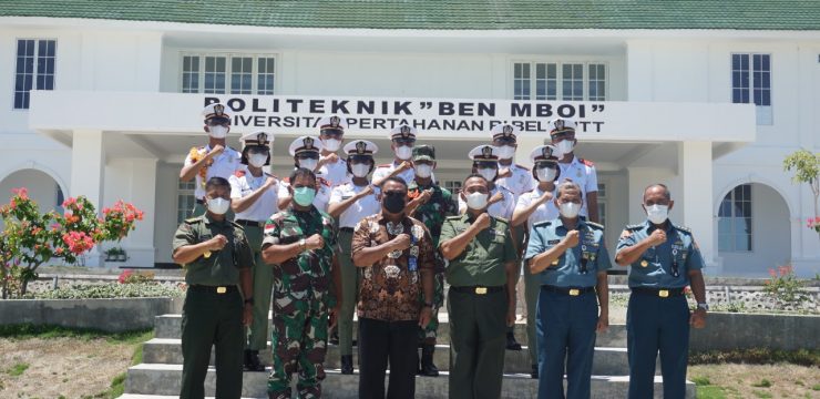 Kadet Mahasiswa Fakultas Logistik Militer Unhan RI Menerima Kuliah Umum Dari Komisaris Utama PT. Asabri.