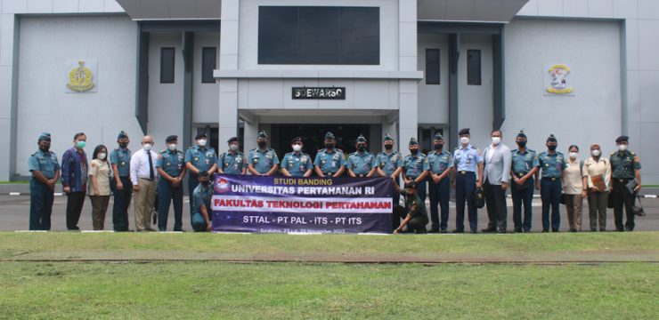 Studi Banding Fakultas Teknologi Pertahanan Unhan RI Kunjungi STTAL dan PT. PAL Indonesia.