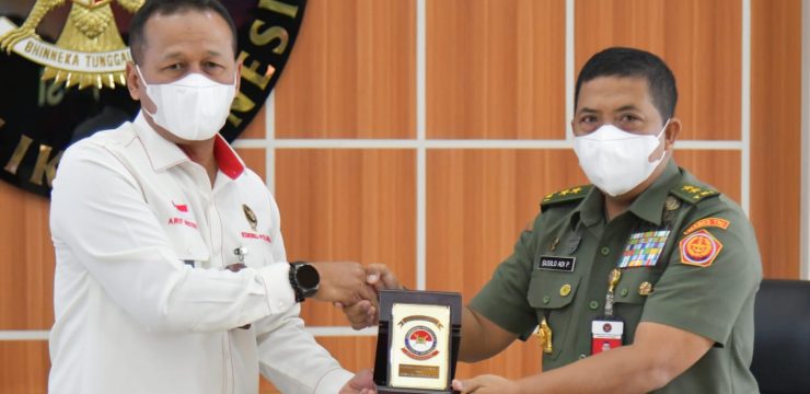 Mahasiswa Internasional Program Magister Unhan RI Laksanakan Kunjungan ke Kemenko Polhukam