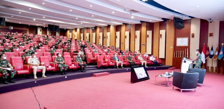 Mahasiswa dan Dosen Unhan RI Terima Kuliah Umum dari Laksamana TNI (Purn) Prof. Dr. Marsetio., S.Sos., M.M