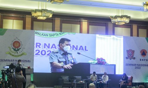 Rektor Unhan RI Menjadi Pembicara Pada Seminar Nasional Penguatan Kolaborasi Lintas Aktor Dalam Penanggulangan Bencana.