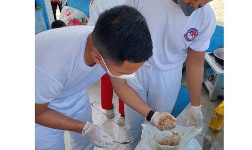 Kadet Mahasiswa Corhot – I Fakultas Logistik Militer Unhan RI Melaksanakan Praktikum Terpadu Ketahanan Pangan Nasional.