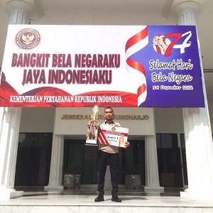 Mahasiswa S-2 Unhan RI Meraih Juara 1 Kompetisi Cerdas Cermat Piala Ditjen Pothan Kemhan RI