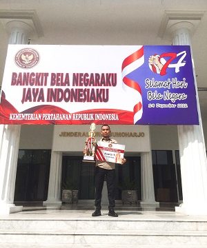 Mahasiswa S-2 Unhan RI Meraih Juara 1 Kompetisi Cerdas Cermat Piala Ditjen Pothan Kemhan RI