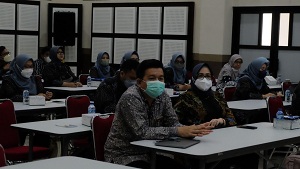 Prodi Farmasi Fakultas Kedokteran dan Ilmu Kesehatan Unhan RI melakukan Kunjungan Benchmarking  ke Jurusan Farmasi Fakultas MIPA Universitas Islam Indonesia Yogyakarta.