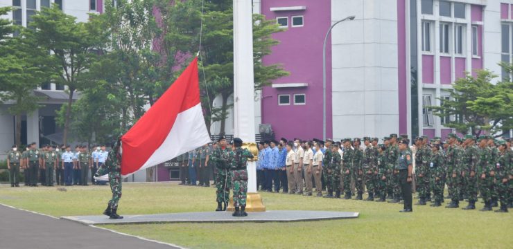 Unhan RI Melaksanakan Upacara Bendera Tanggal 17 Januari 2023.
