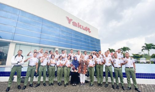 Kadet Mahasiswa Prodi Farmasi FKIK Unhan RI Melaksanakan Studi Visit ke PT. Yakult Indonesia Persada.