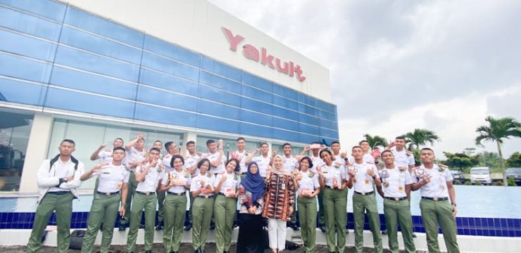 Kadet Mahasiswa Prodi Farmasi FKIK Unhan RI Melaksanakan Studi Visit ke PT. Yakult Indonesia Persada.