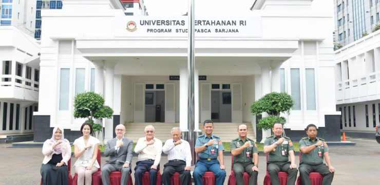 Rektor Unhan RI Menerima Kunjungan Courtesy Call Delegasi Lee Kuan Yew School of Public Policy dan The Purnomo Yusgiantoro Center.