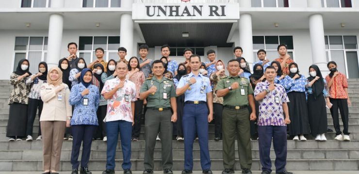 Unhan RI Wujudkan Tridharma Perguruan Tinggi Dengan Membekali Pengalaman Praktek Kerja Industri Untuk Siswa dan Siswi SMK Triple “J”.