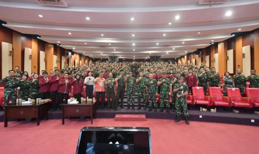 Mahasiswa Unhan RI Diskusi Interaktif dengan Letnan Kolonel Tituler Deddy Corbuzier
